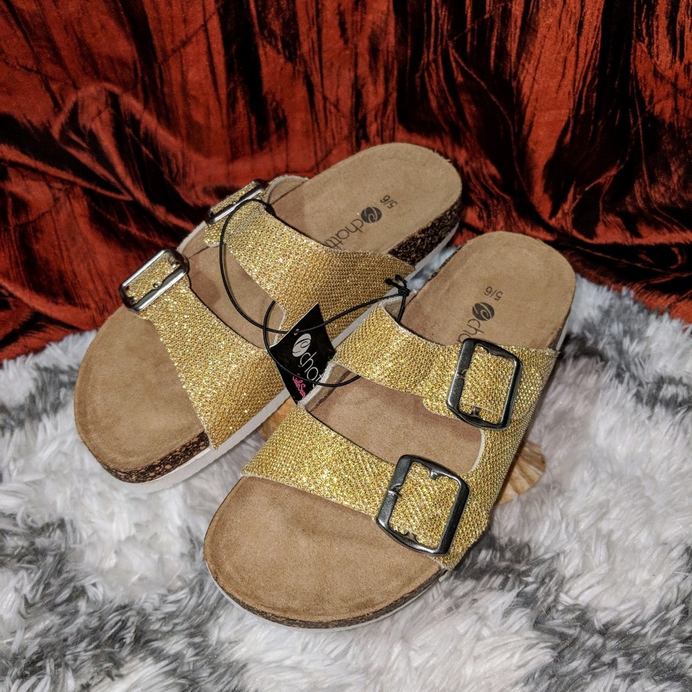 Chatties gold sandals
